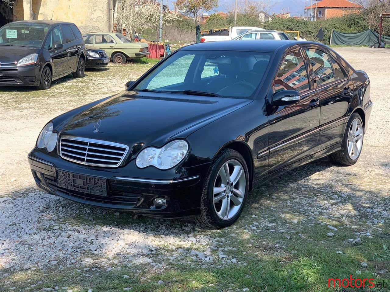 2006' Mercedes-Benz 220 photo #1