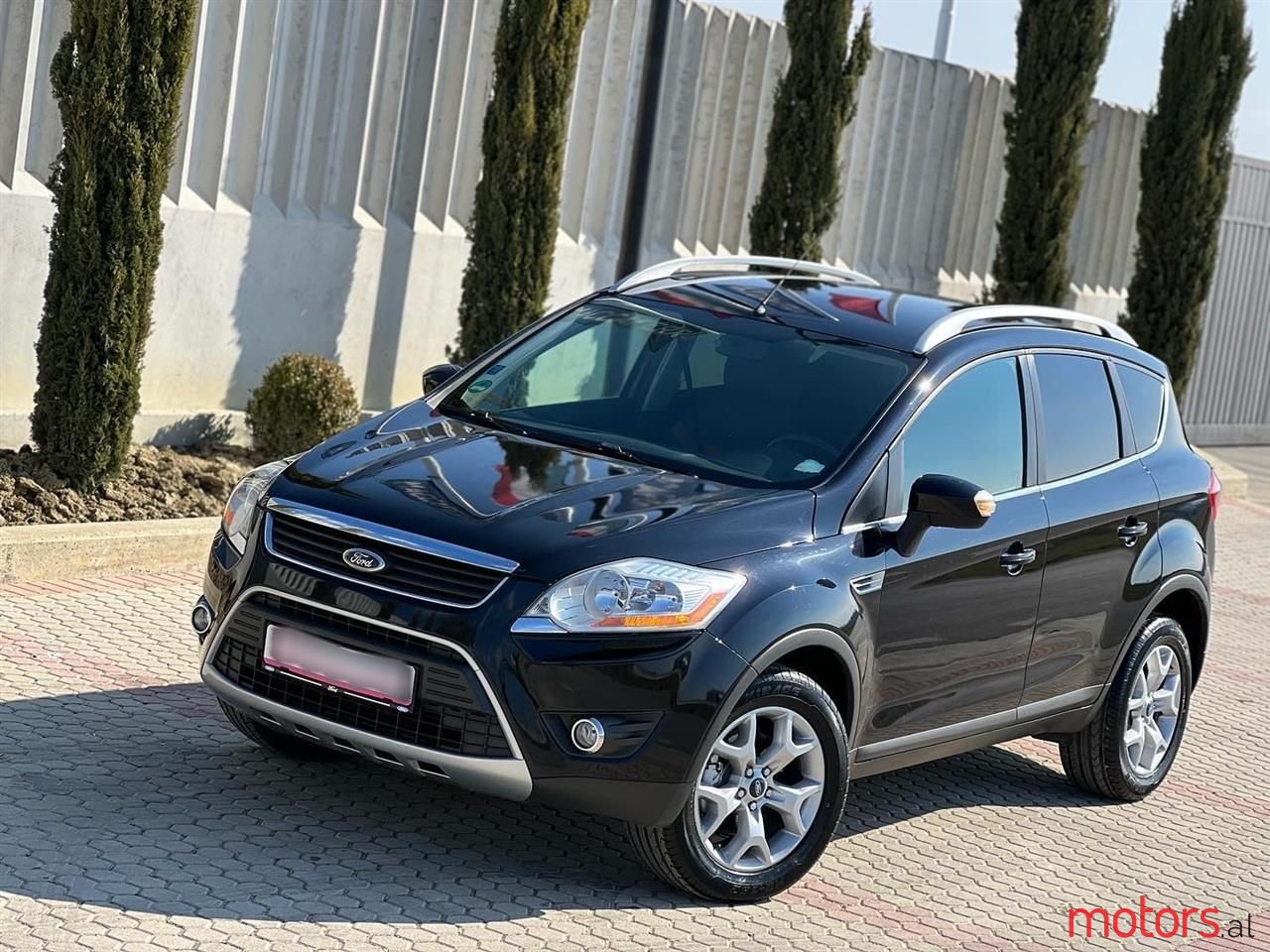 2009' Ford Kuga photo #2