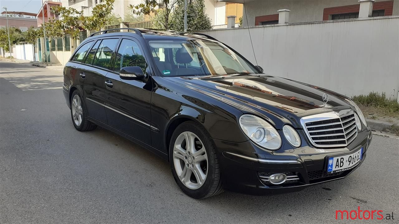 2007' Mercedes-Benz E 220 photo #2