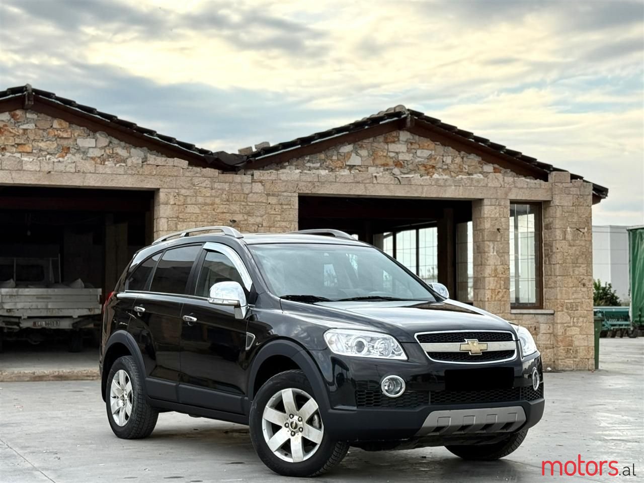 2010' Chevrolet Captiva photo #1