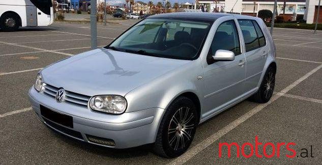 2000' Volkswagen Golf photo #1