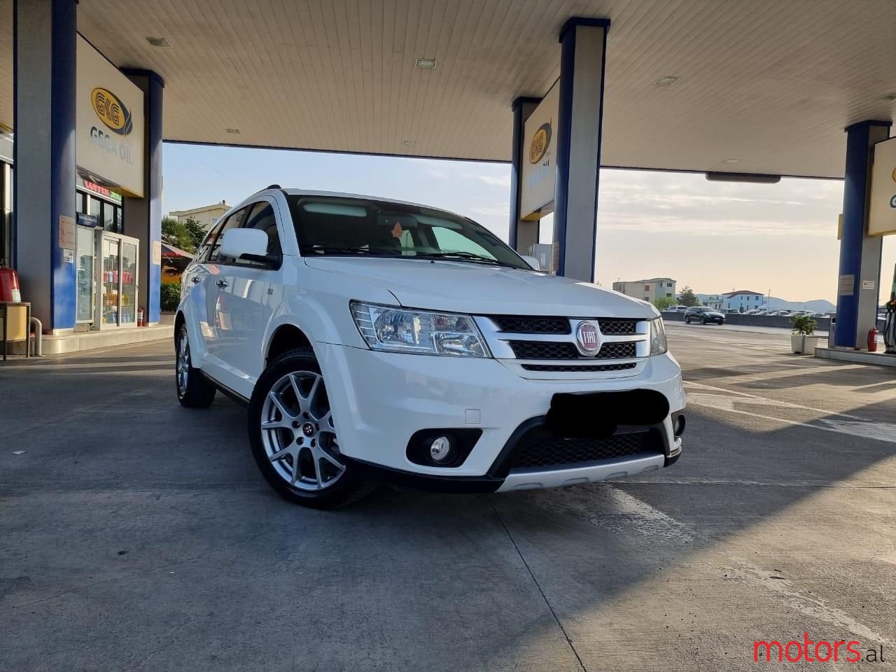 2012' Fiat Freemont photo #1