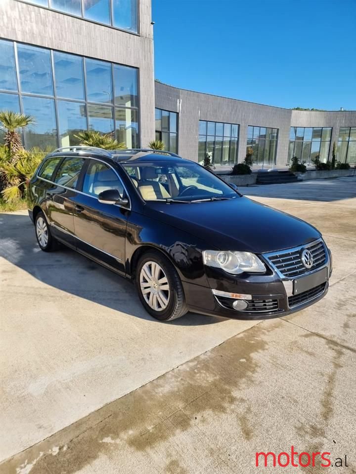 2007' Volkswagen Passat photo #5