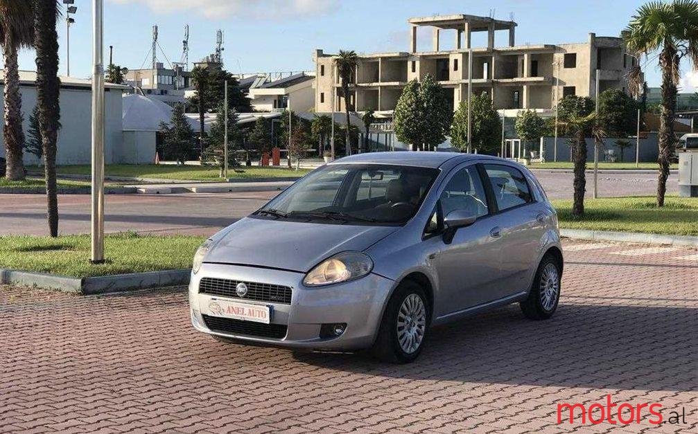 2008' Fiat Grande Punto photo #1