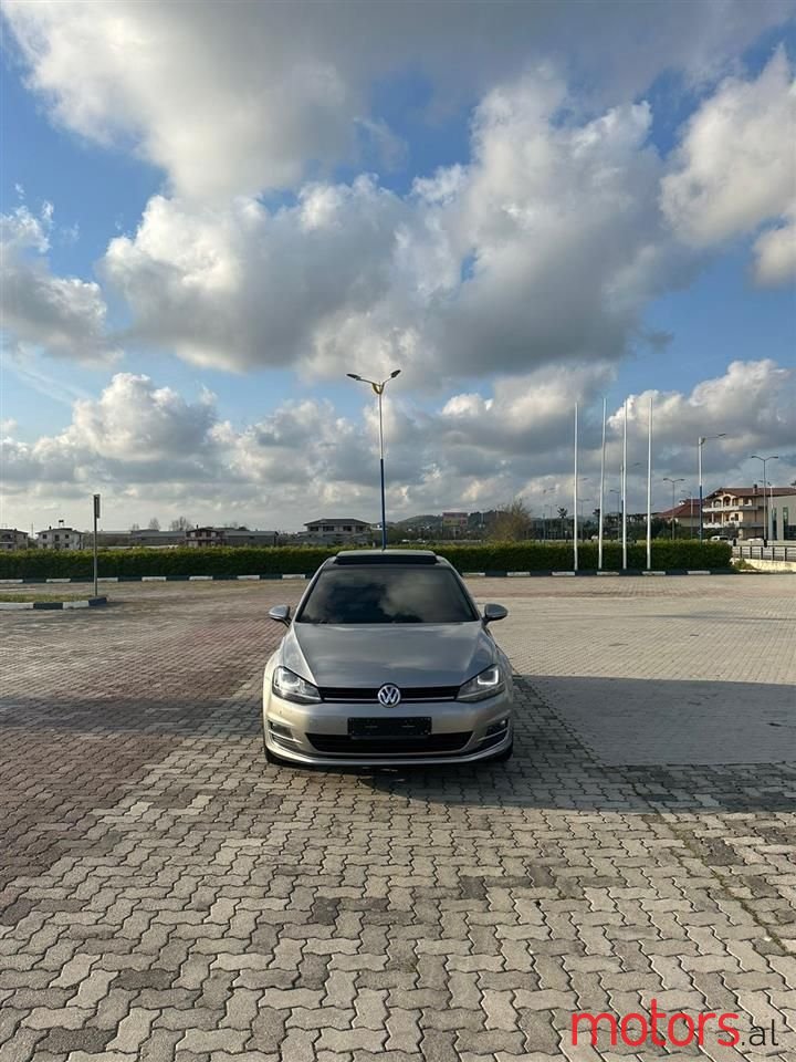 2014' Volkswagen Golf photo #3