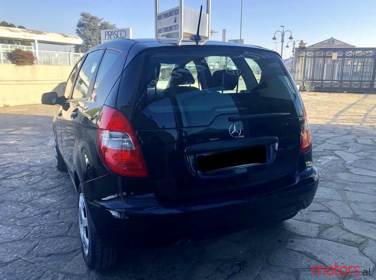 2012' Mercedes-Benz A 160 photo #4