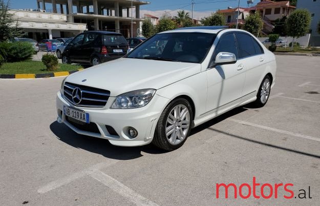 2009' Mercedes-Benz C-Class photo #1