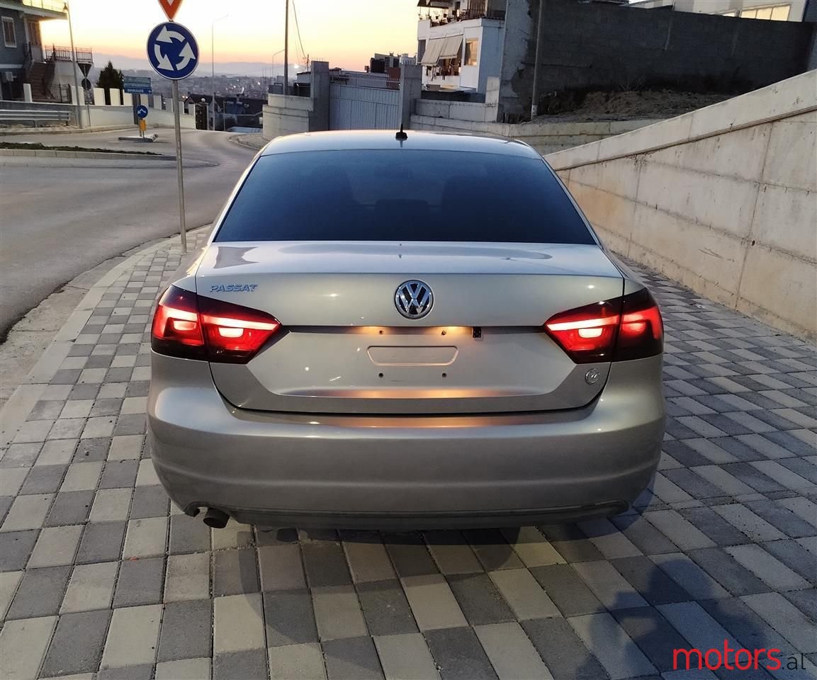 2014' Volkswagen Passat photo #6
