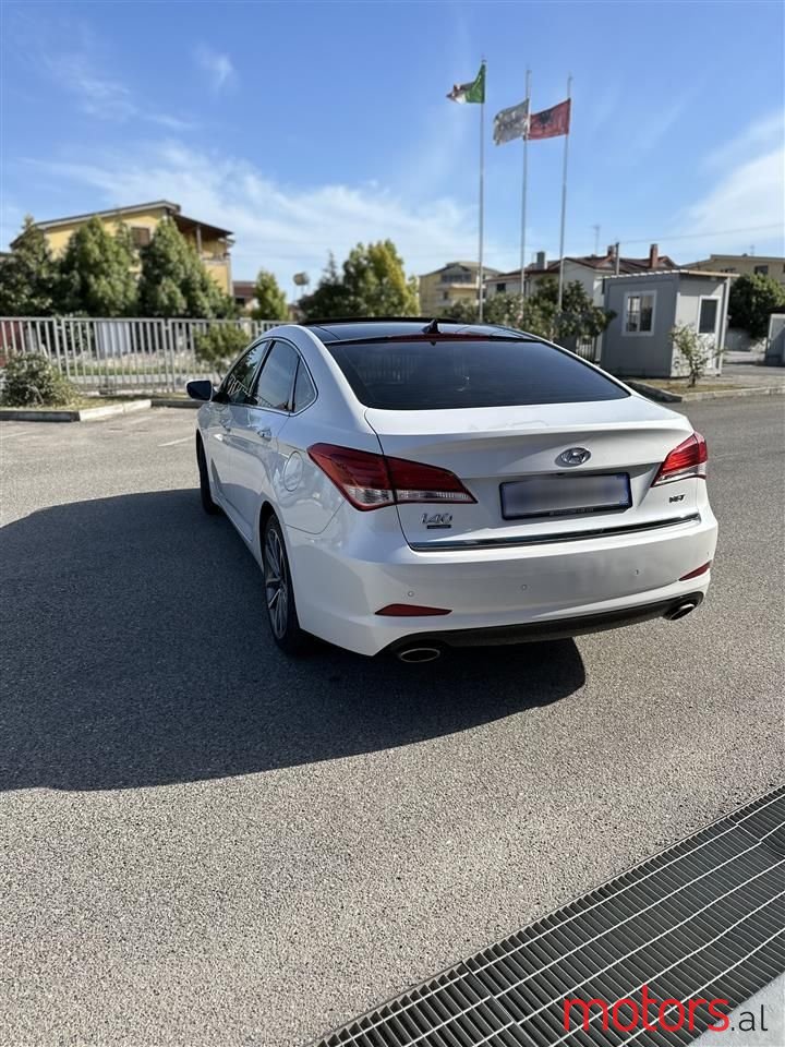 2014' Hyundai i40 photo #4