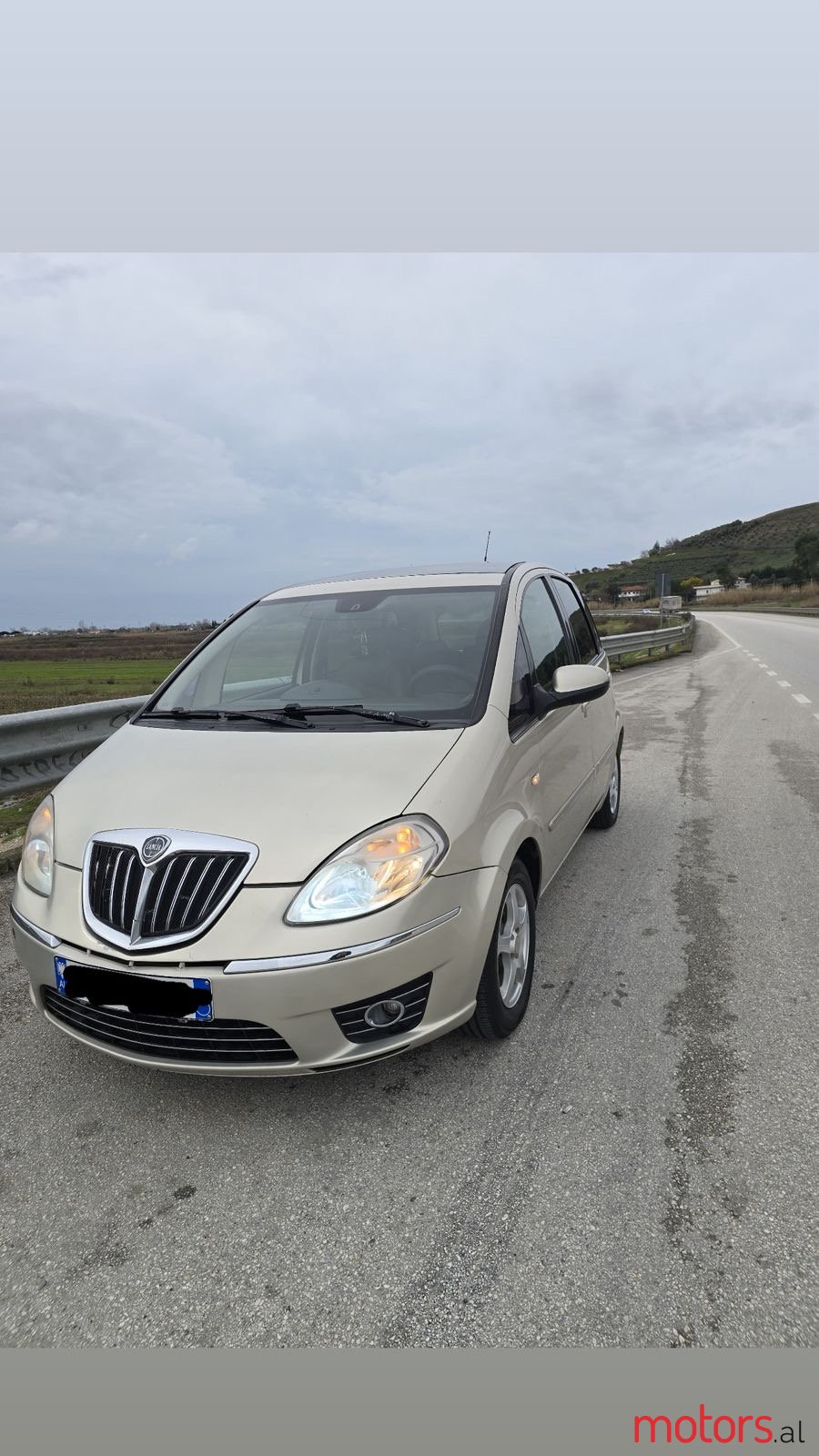 2010' Lancia Musa photo #4