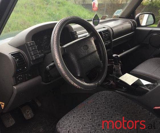 1995' Land Rover Discovery photo #2