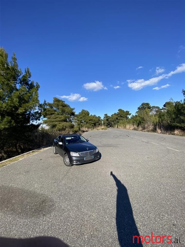 2009' Mercedes-Benz C 220 photo #1