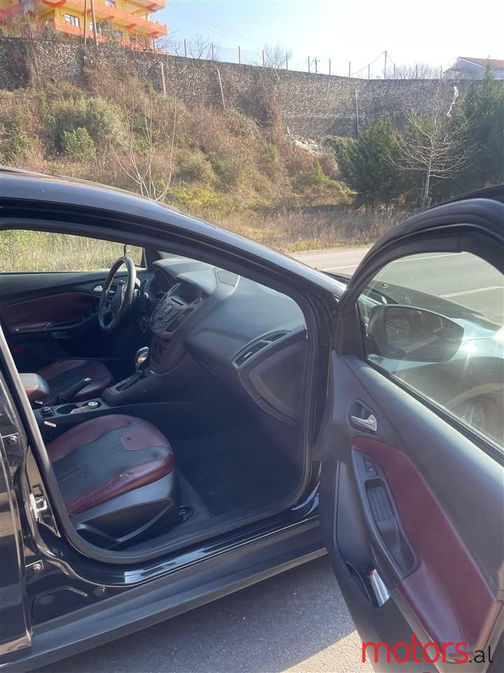 2013' Ford Focus photo #4