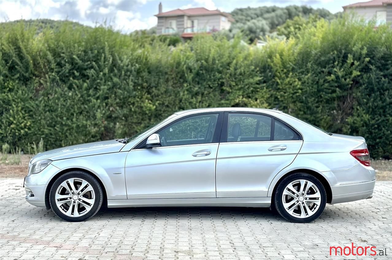 2009' Mercedes-Benz C 220 photo #6