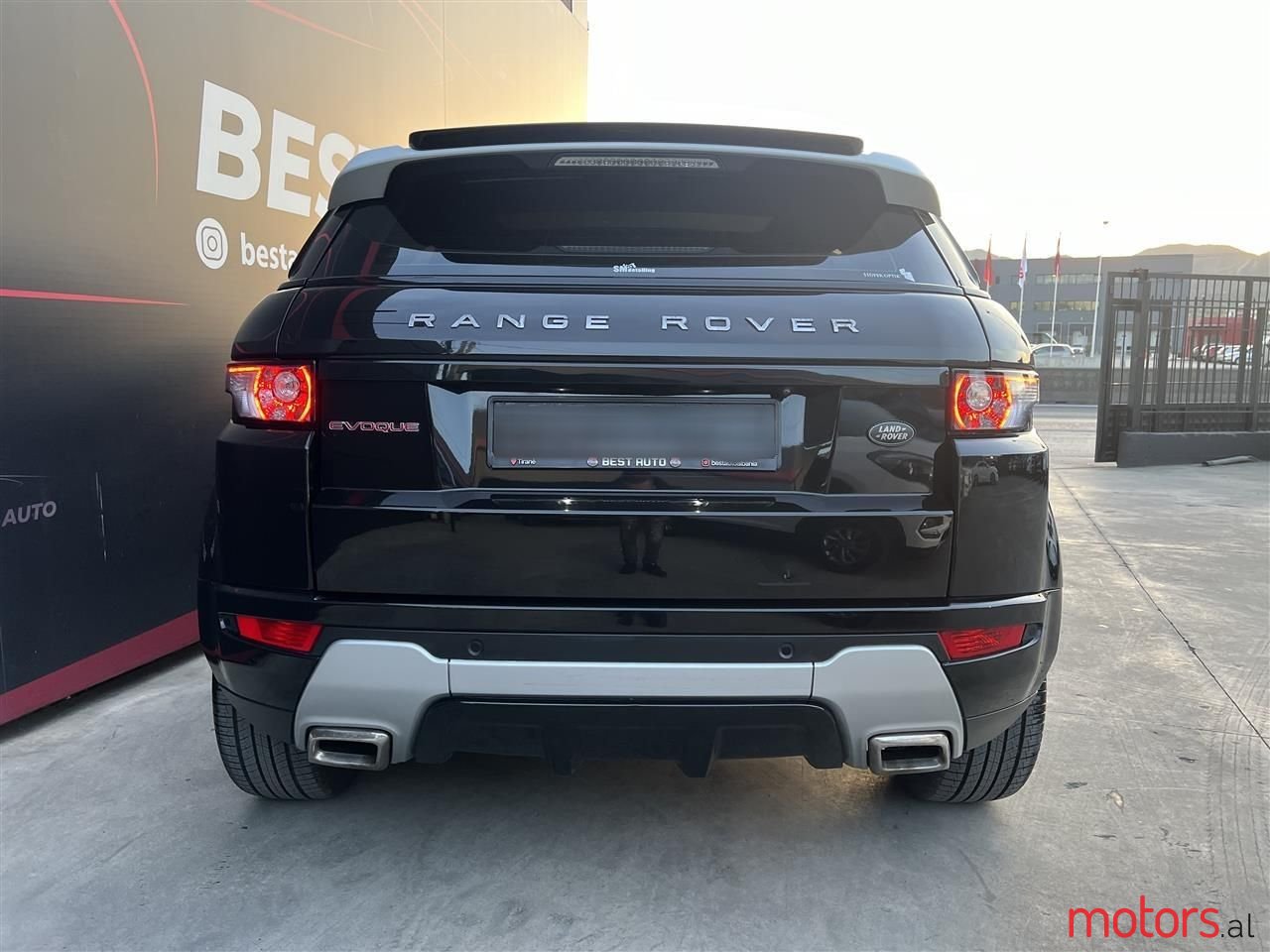 2012' Land Rover Range Rover Evoque photo #4