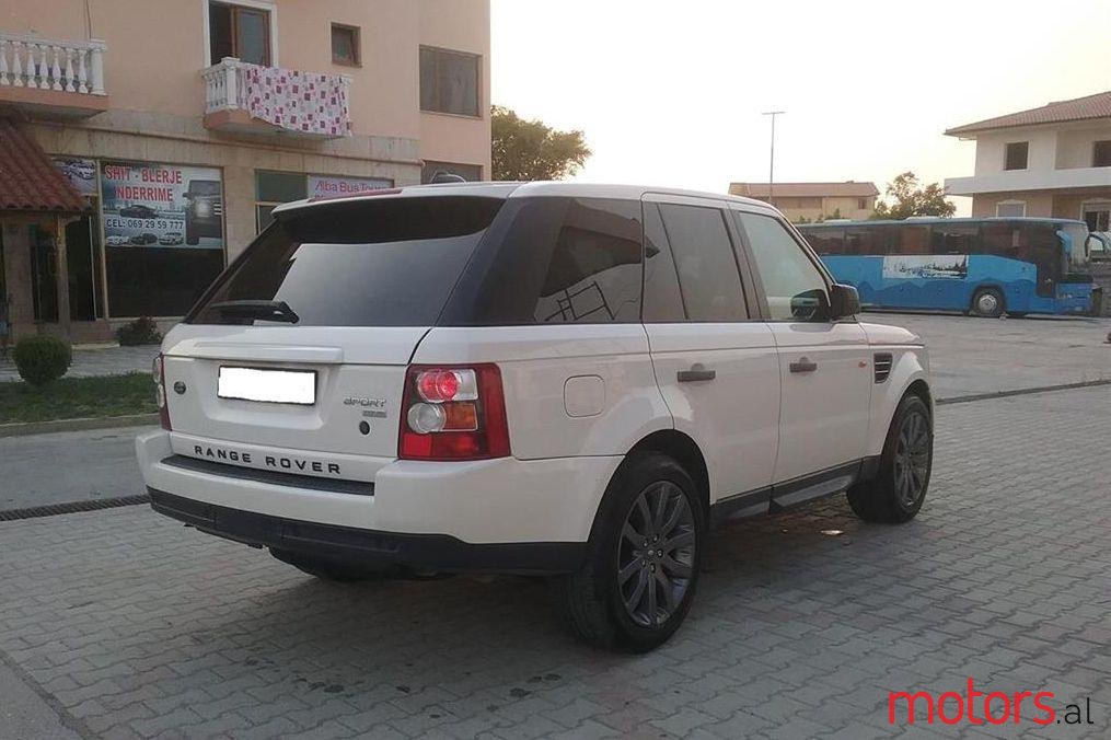 2009' Land Rover Range Rover Sport photo #2