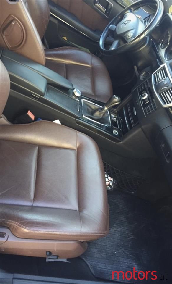 2010' Mercedes-Benz E 250 photo #4