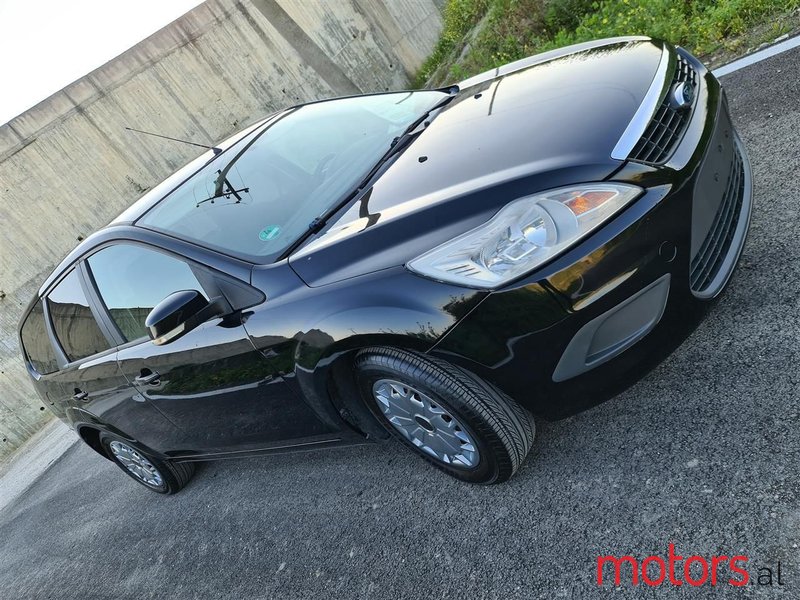 2009' Ford Focus photo #6