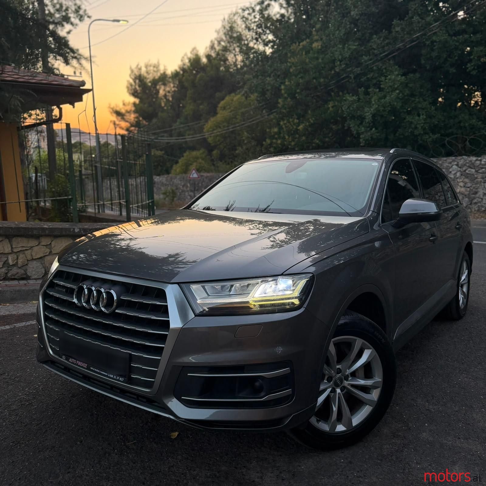 2016' Audi Q7 photo #6