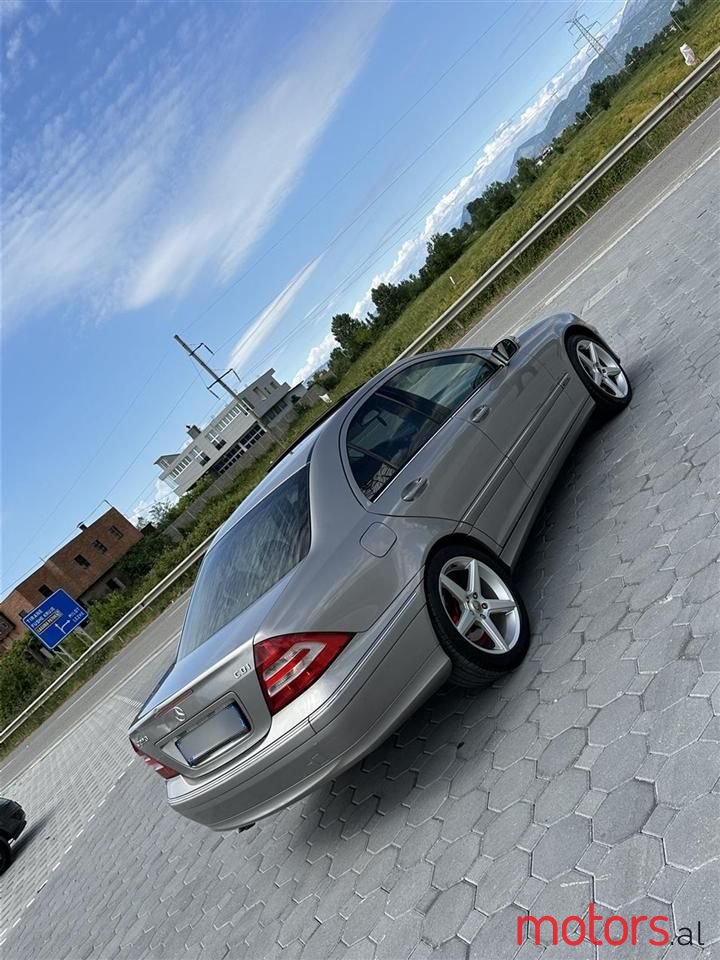 2006' Mercedes-Benz 220 photo #5