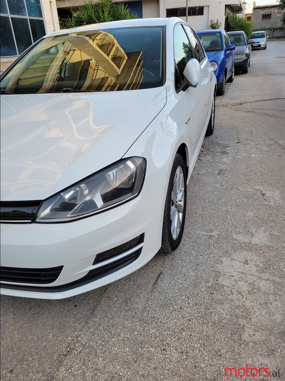 2015' Volkswagen Golf photo #3