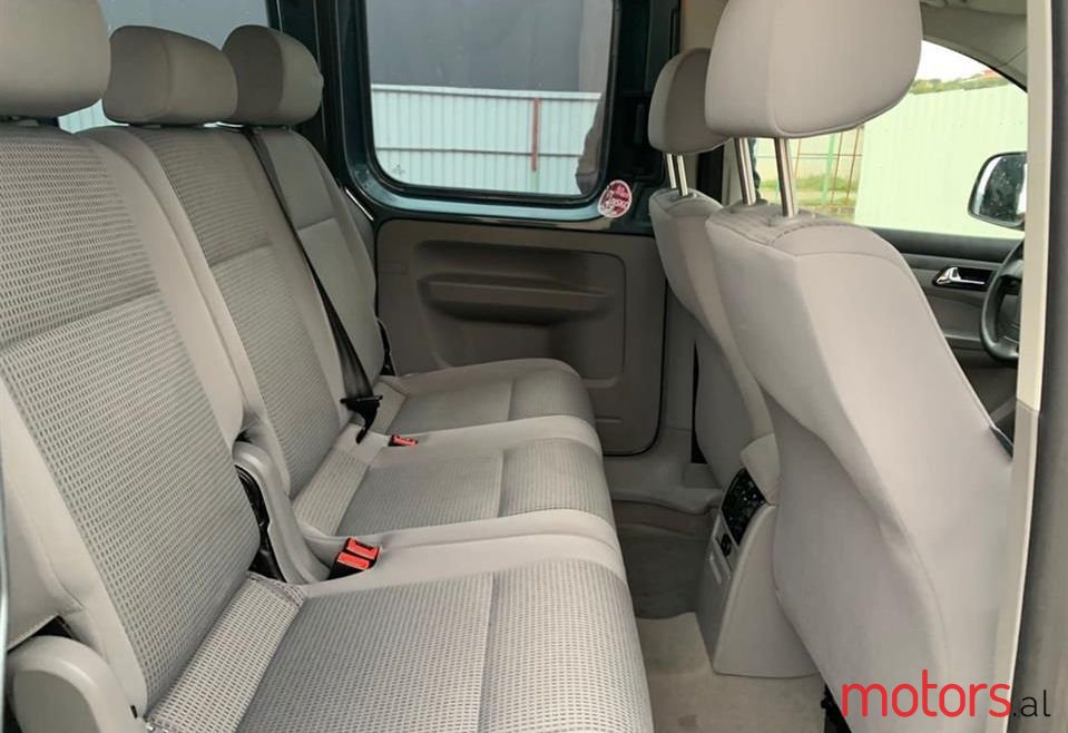 2006' Volkswagen Caddy photo #3