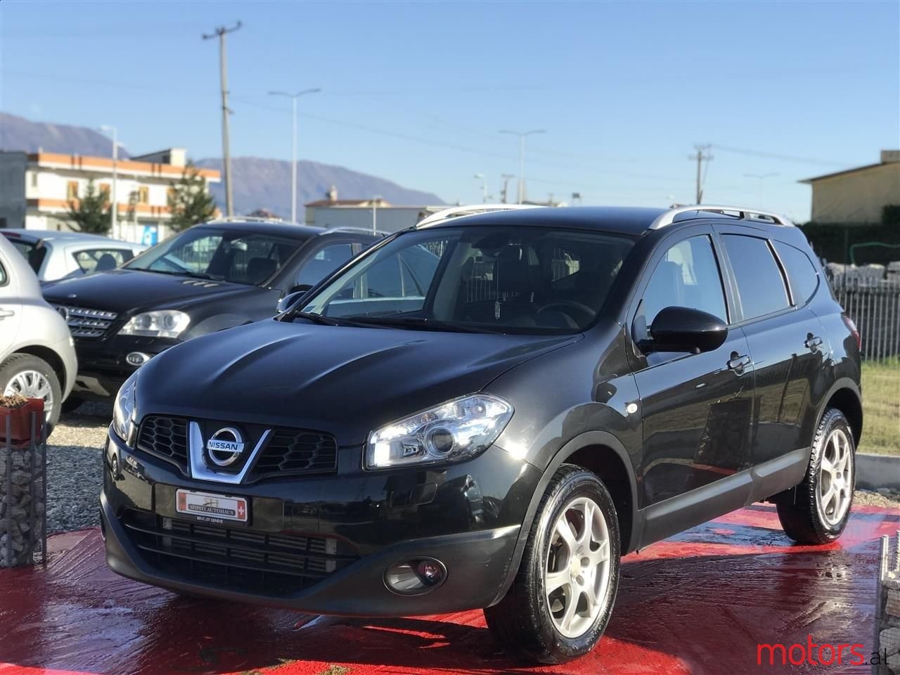 2012' Nissan Qashqai photo #1