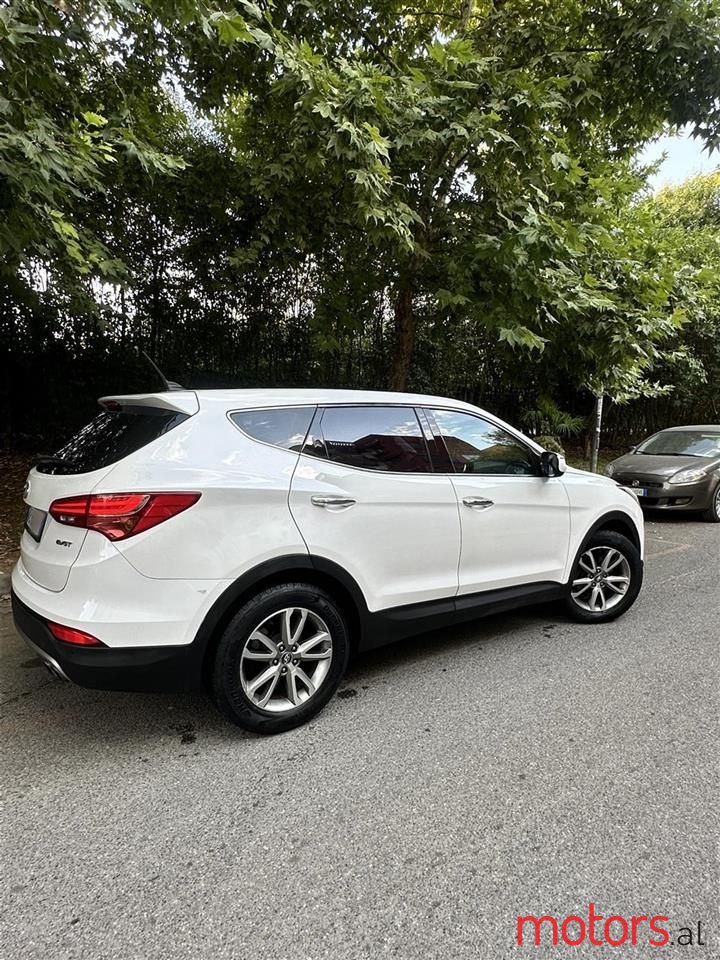 2013' Hyundai Santa Fe photo #1