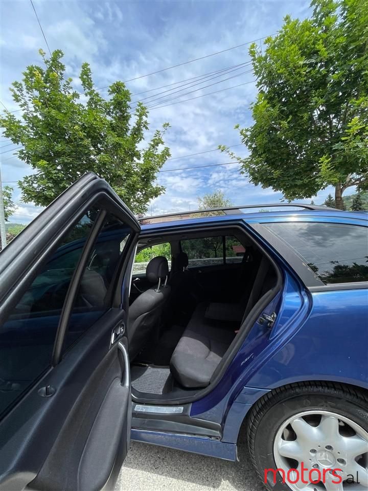 2005' Mercedes-Benz C 200 photo #2