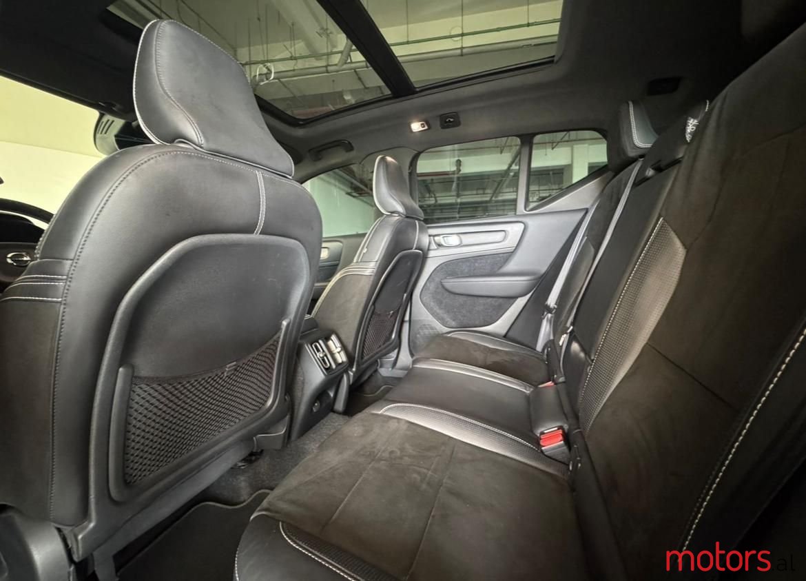 2019' Volvo Xc 40 photo #4