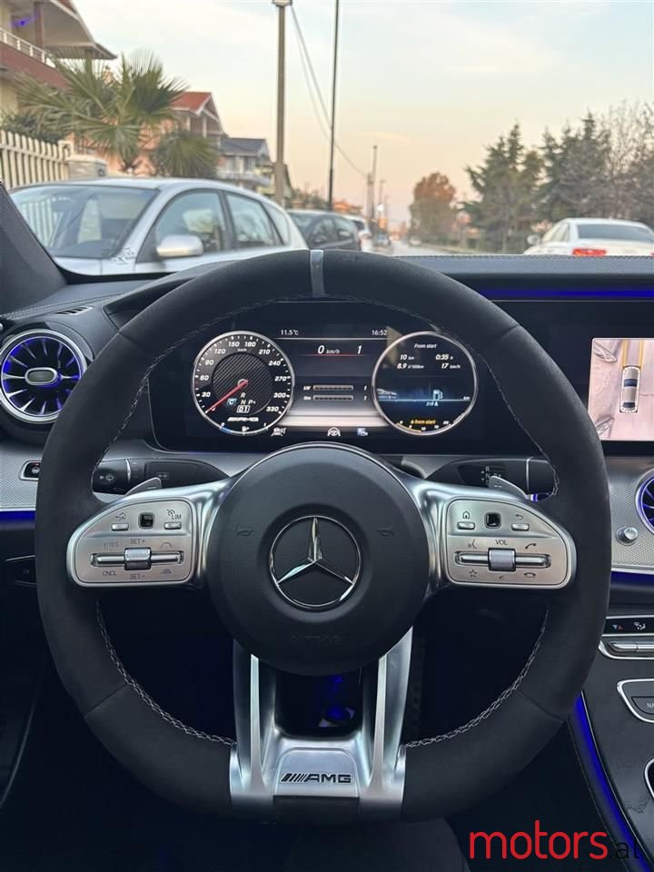 2019' Mercedes-Benz E 220 photo #6