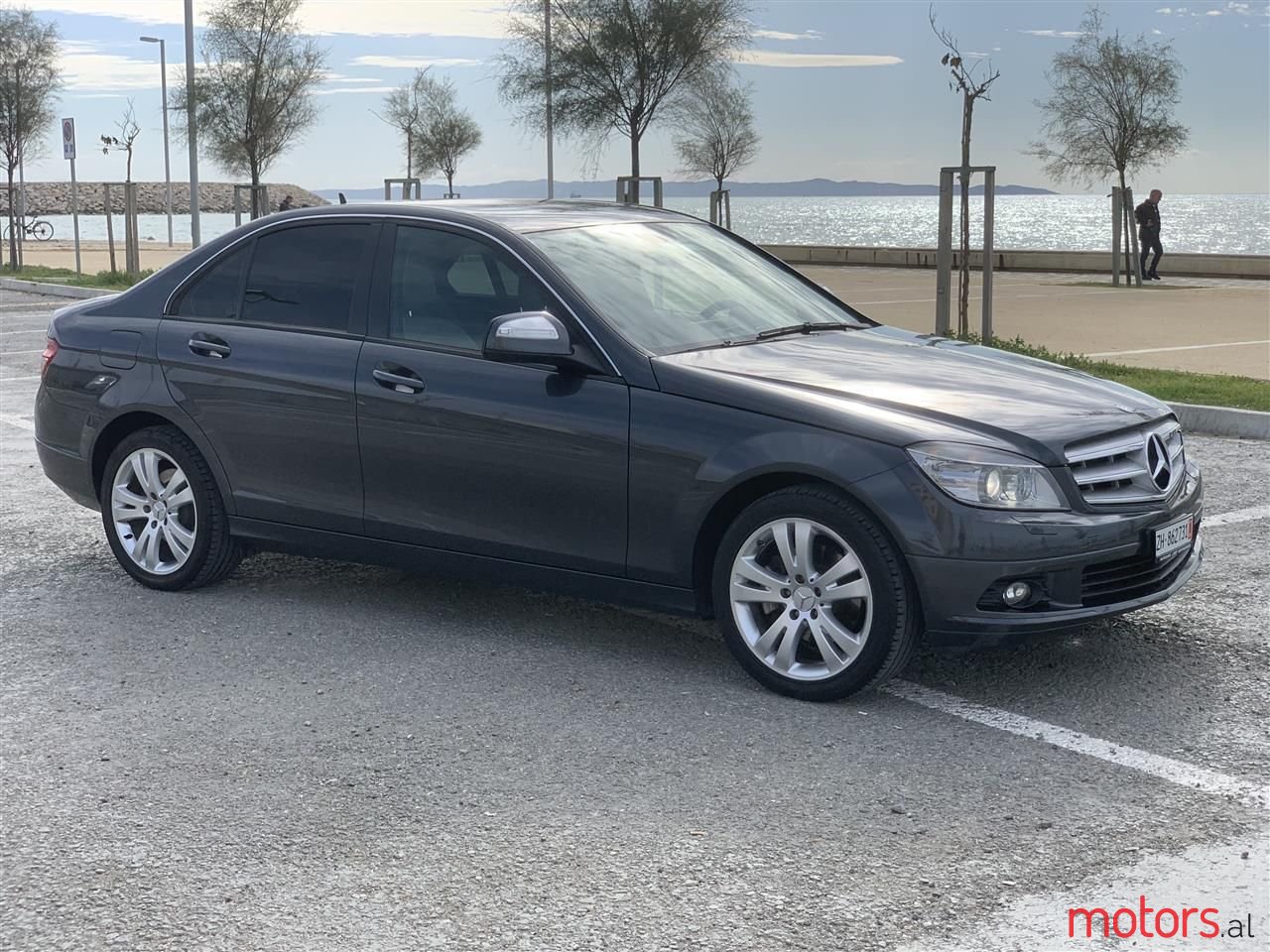 2008' Mercedes-Benz C 230 photo #2