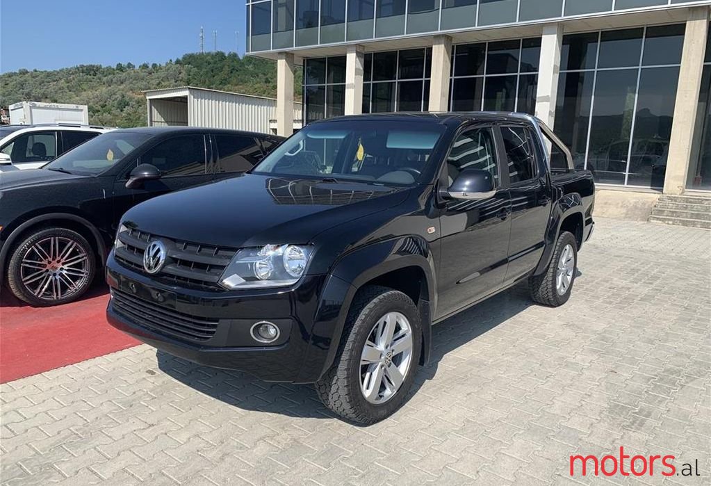 2012' Volkswagen Amarok photo #1