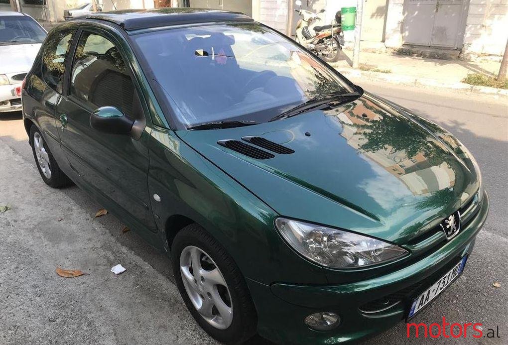 2003' Peugeot 206 photo #1