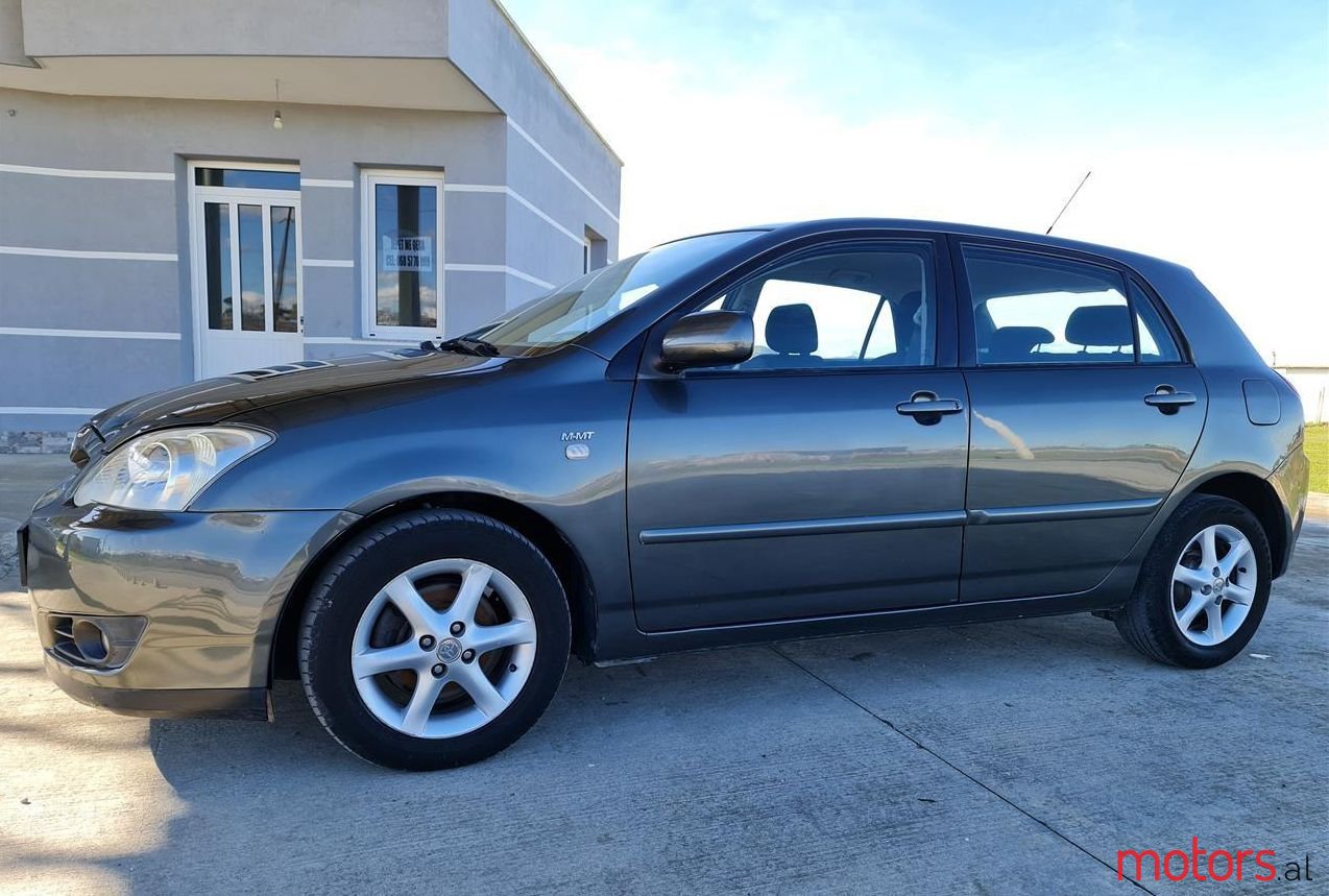 2005' Toyota Corolla photo #1