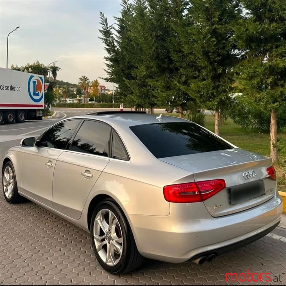 2012' Audi A4 photo #5