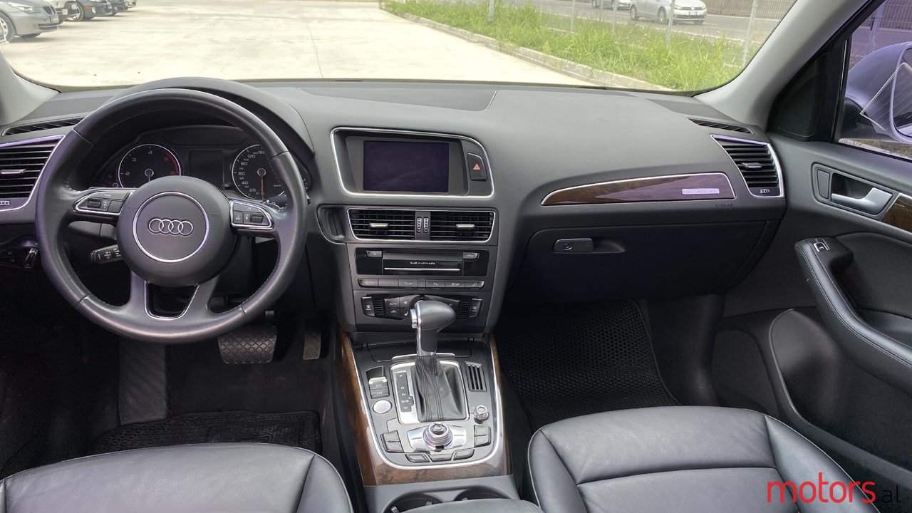 2013' Audi Q5 photo #6