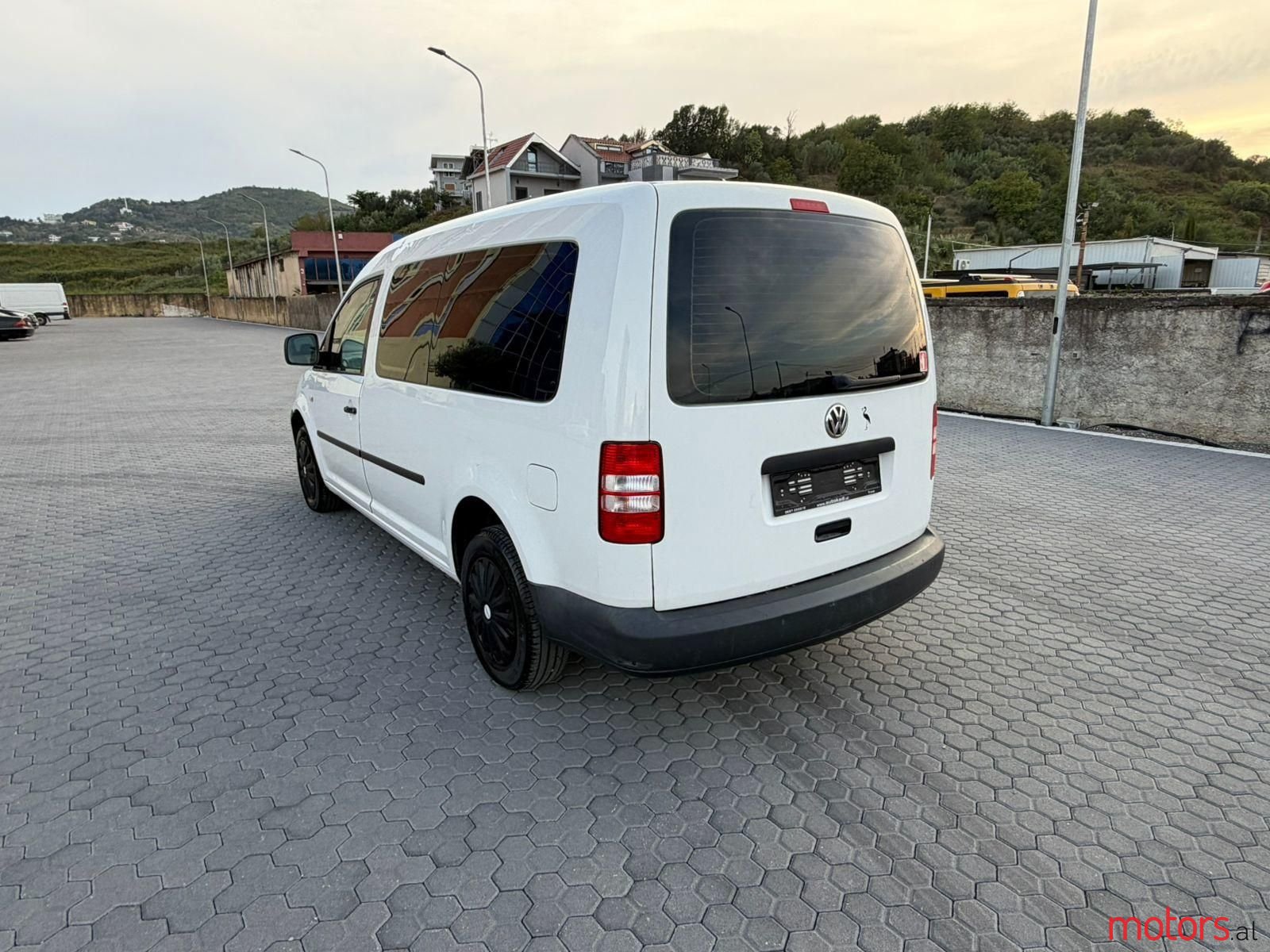 2010' Volkswagen Caddy photo #4