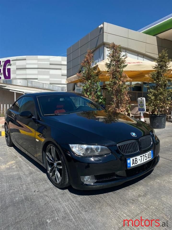 2008' BMW 320 photo #2