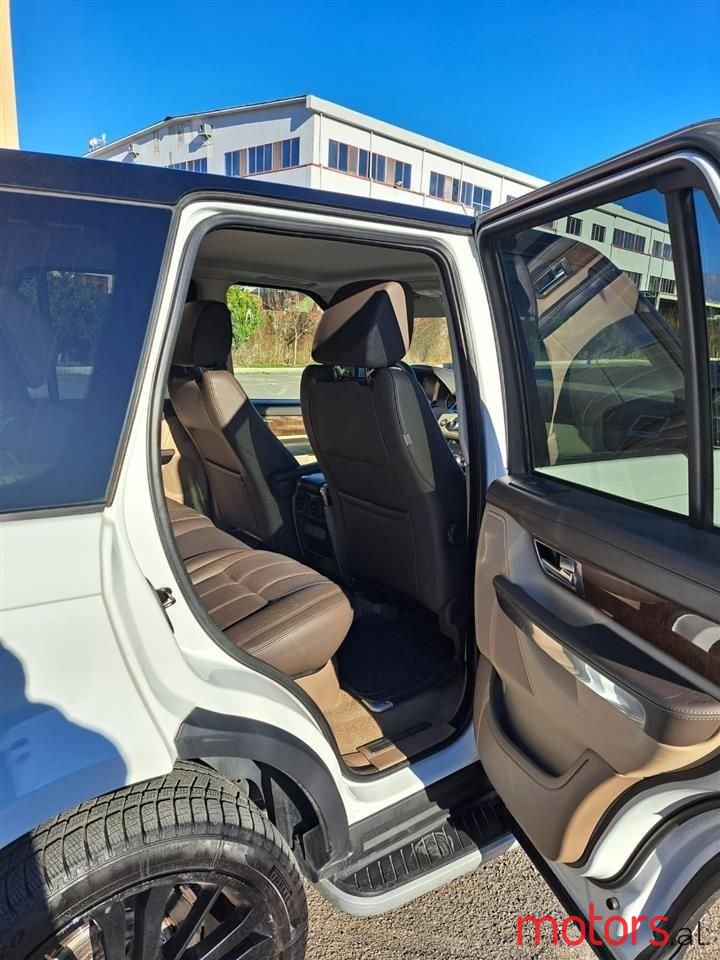 2012' Land Rover Range Rover Sport photo #4