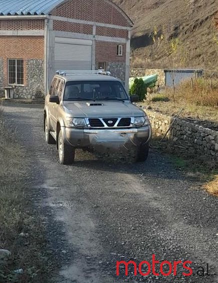 2002' Nissan Patrol photo #1