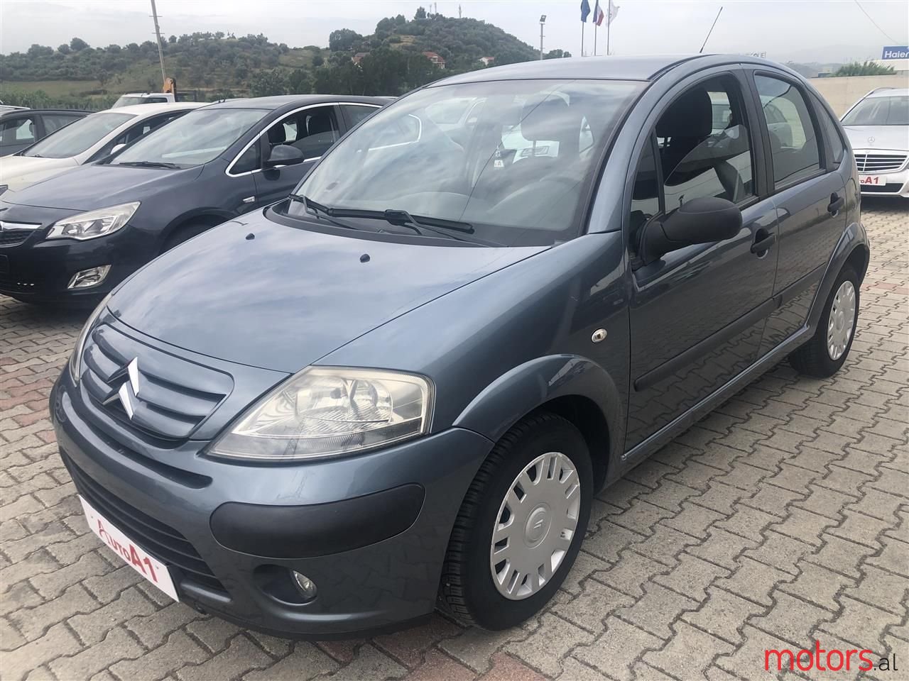 2008' Citroen C3 photo #1