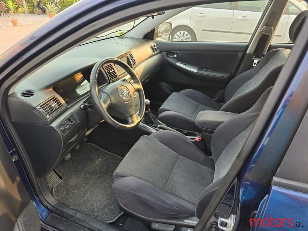 2004' Toyota Corolla photo #3