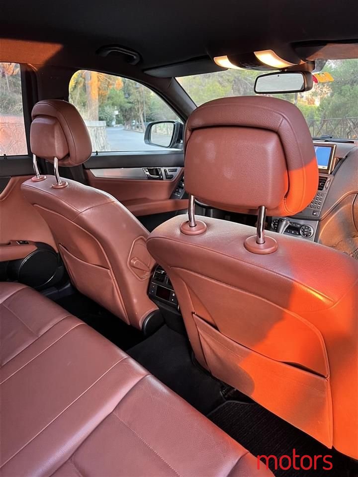 2008' Mercedes-Benz C 200 photo #5