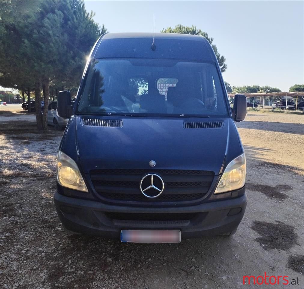 2010' Mercedes-Benz Viano photo #4