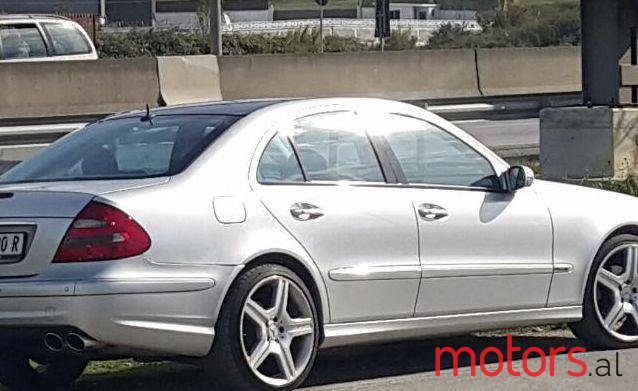 2003' Mercedes-Benz E-Class photo #1