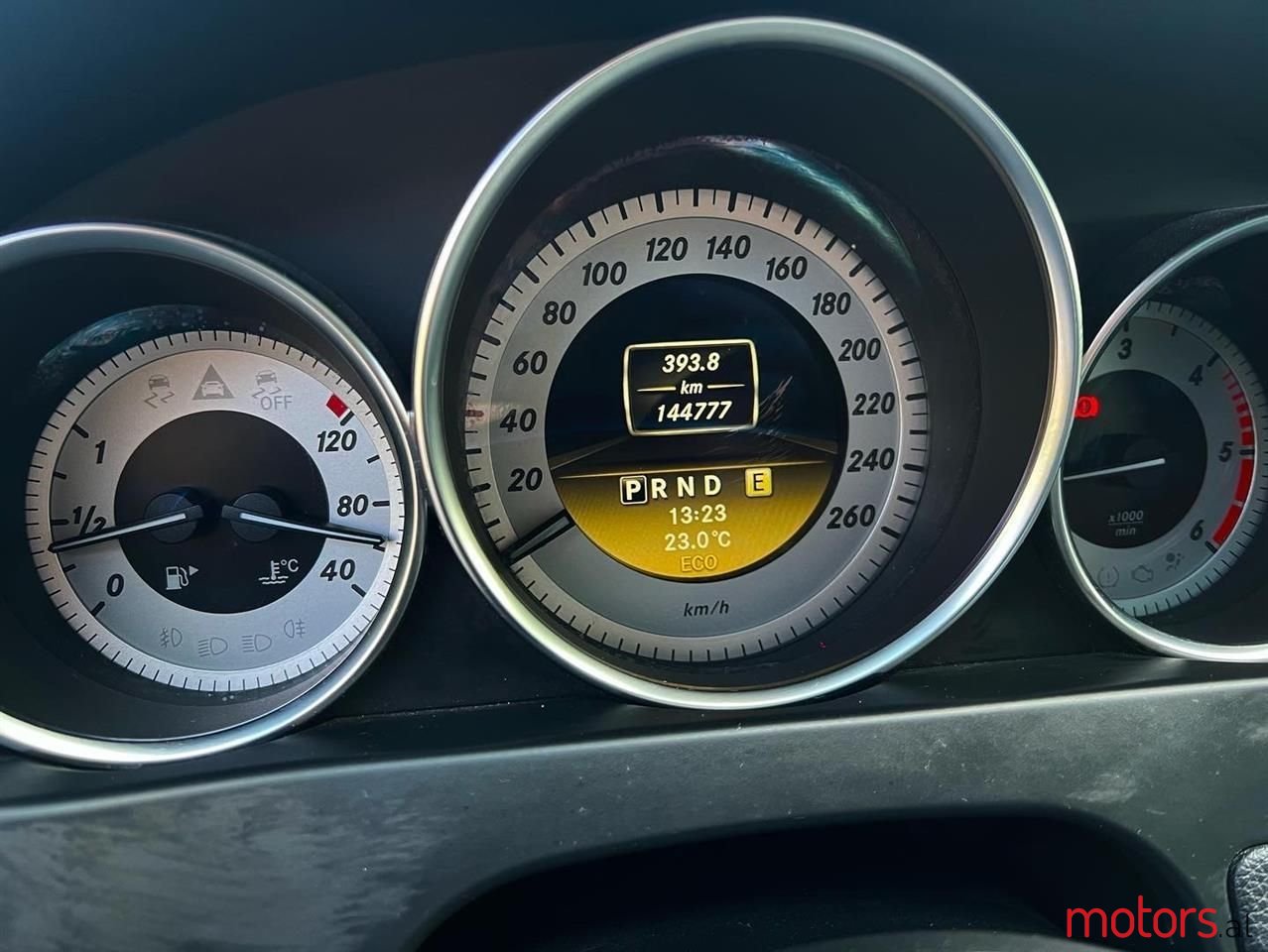 2012' Mercedes-Benz C 200 photo #5