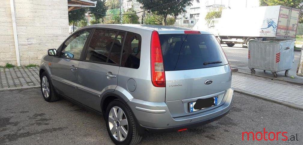 2005' Ford Fusion photo #2