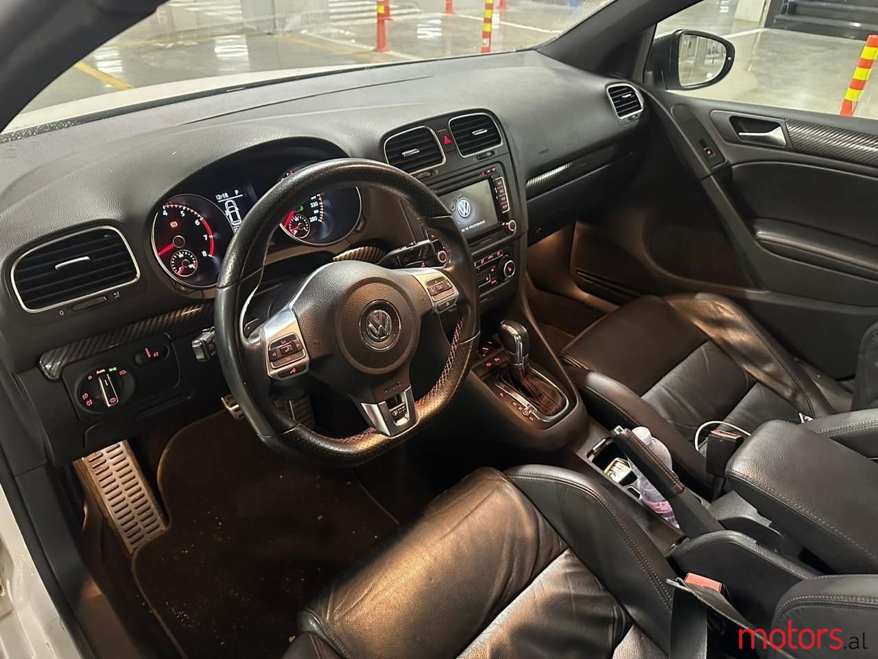 2012' Volkswagen Golf photo #6