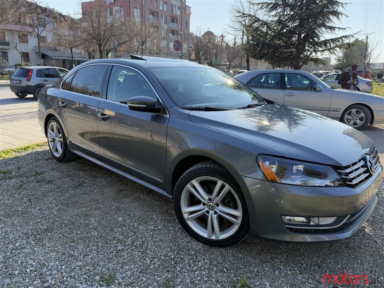 2014' Volkswagen Passat photo #2